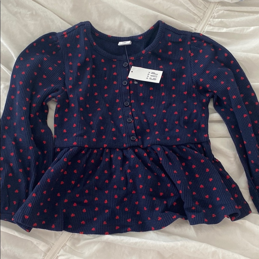 Baby Gap 4T girls navy heart shirt